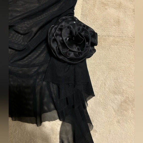 Pretty Little Thing Sheer Tube Top - Picture 3 of 4